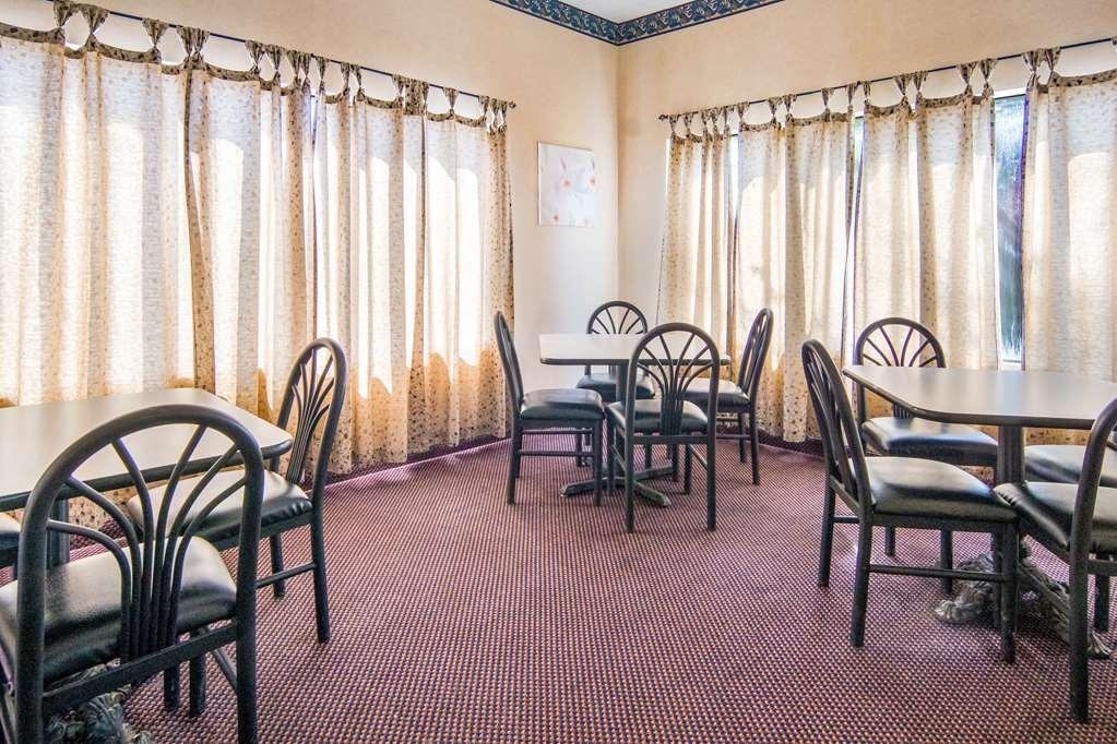 Econo Lodge Inn & Suites Sweetwater I-20 Eksteriør billede