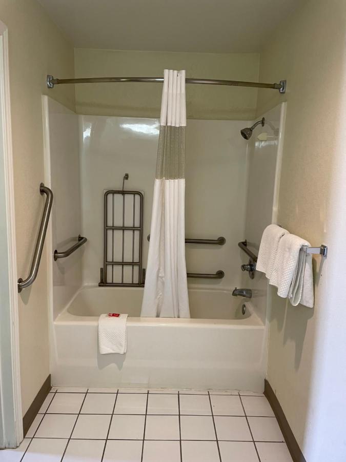 Econo Lodge Inn & Suites Sweetwater I-20 Eksteriør billede