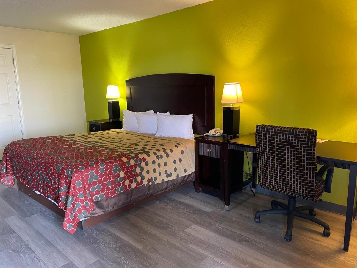 Econo Lodge Inn & Suites Sweetwater I-20 Eksteriør billede