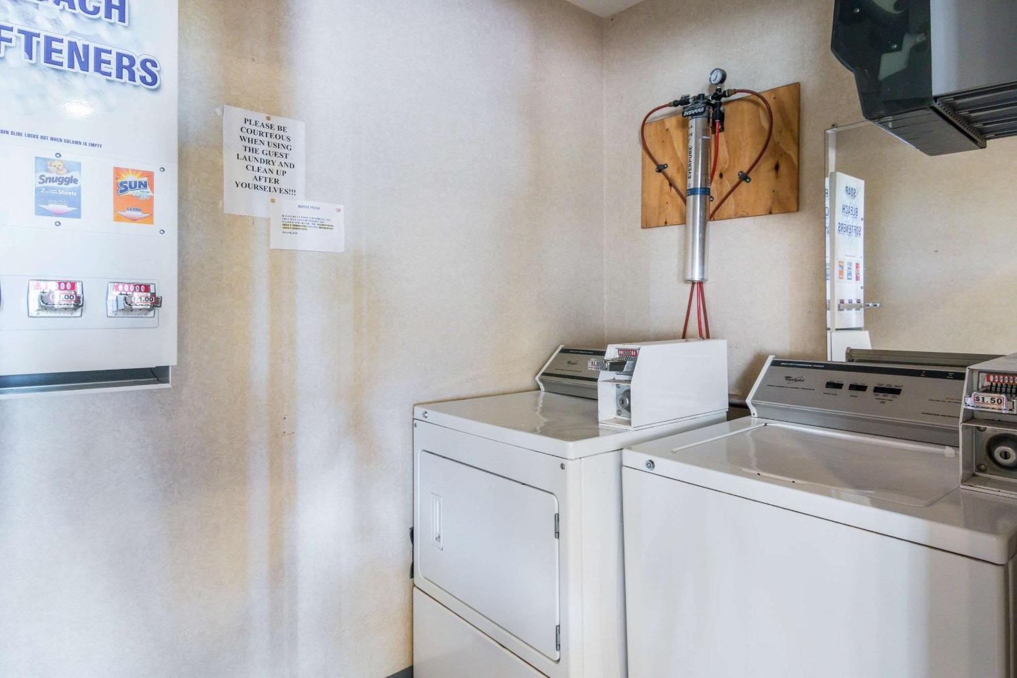 Econo Lodge Inn & Suites Sweetwater I-20 Eksteriør billede