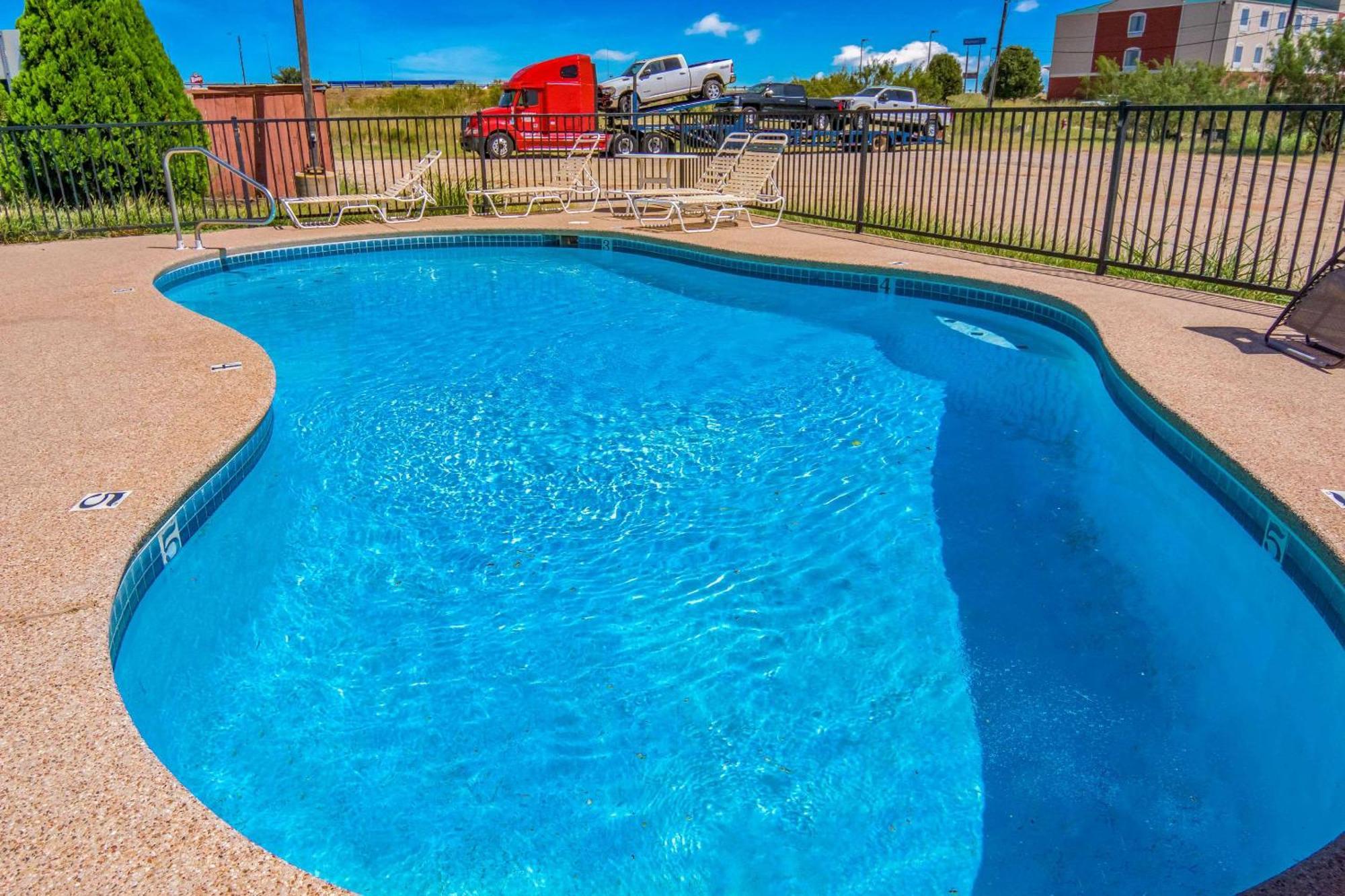 Econo Lodge Inn & Suites Sweetwater I-20 Eksteriør billede