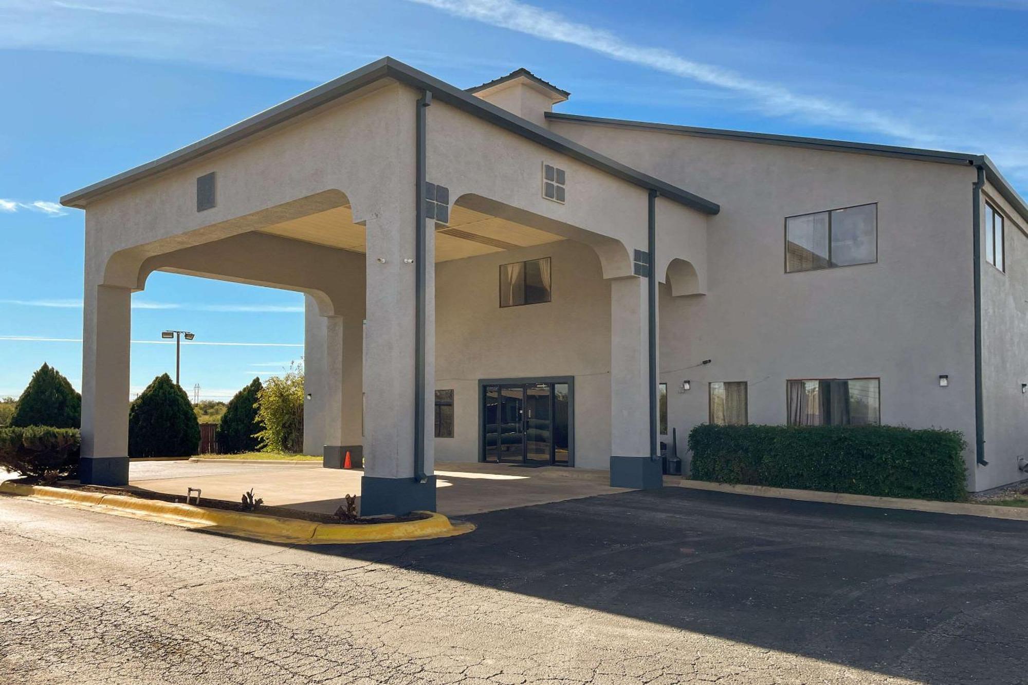 Econo Lodge Inn & Suites Sweetwater I-20 Eksteriør billede